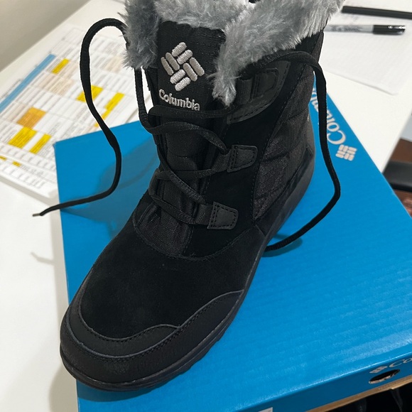 Columbia Boots Ice Maiden Shorty - Picture 3 of 3